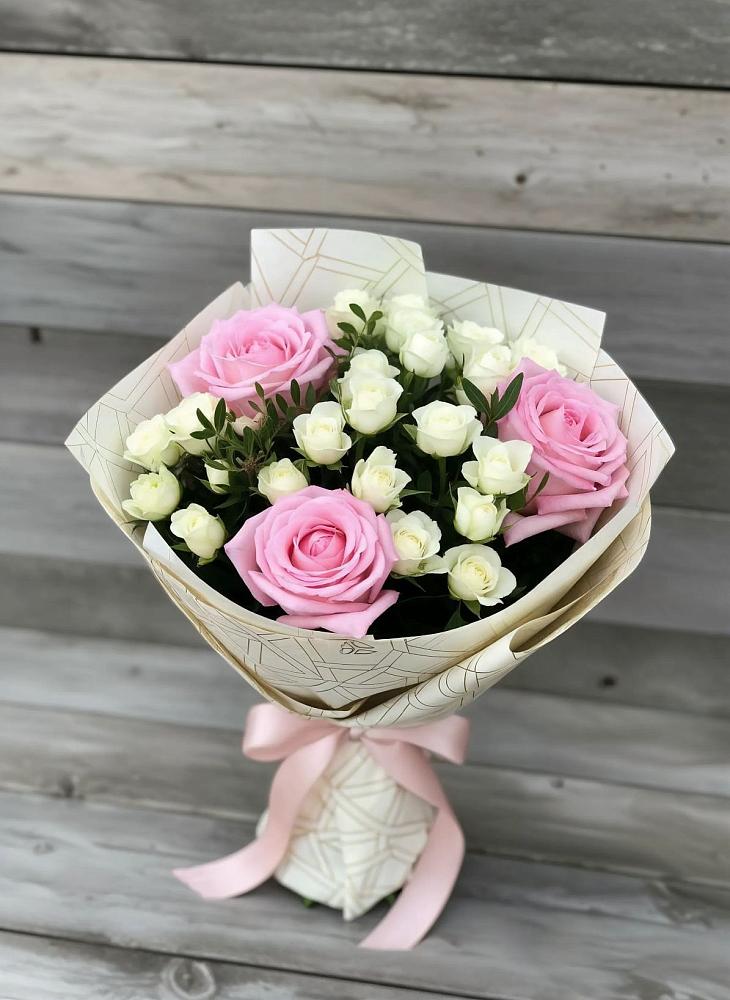 Букет цветов из: Розы в Балашове
