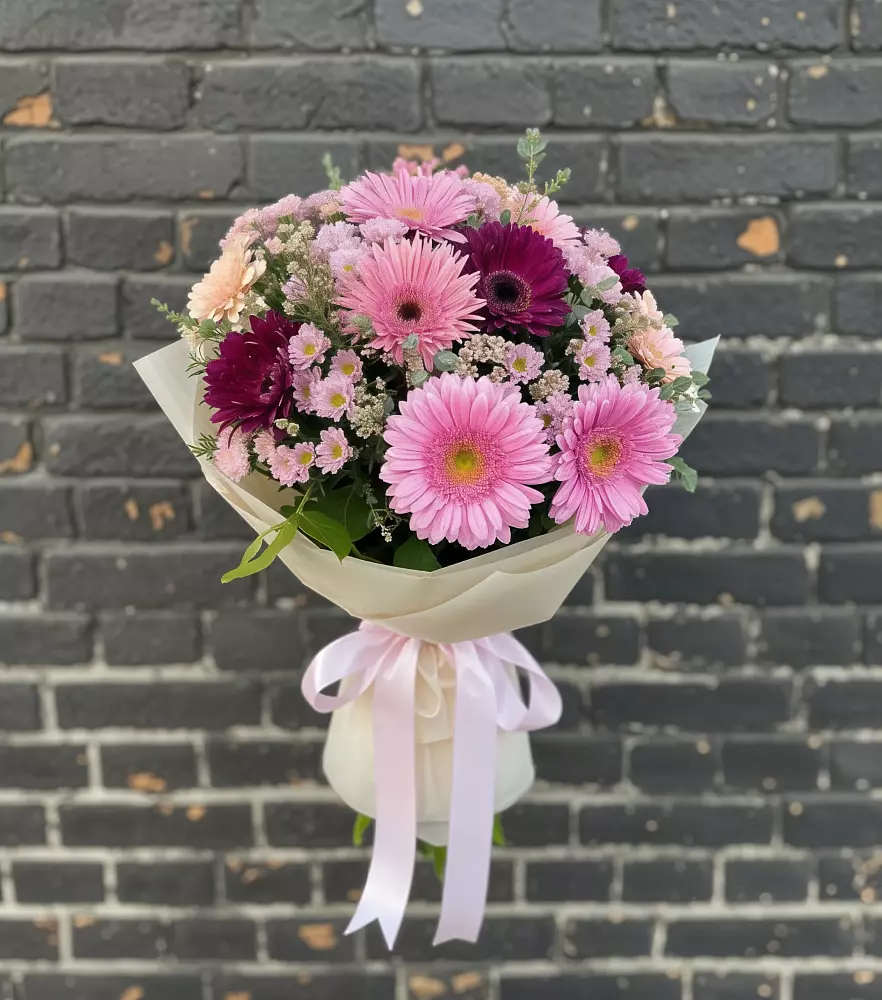 Букет цветов из: Герберы и Хризантемы в Балашове
