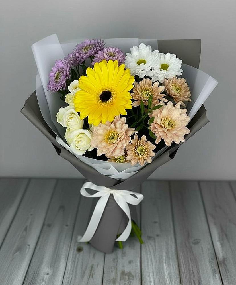 Букет цветов из: Розы, Герберы и Хризантемы в Балашове