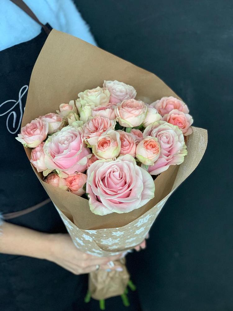 Букет цветов из: Хризантемы и Розы в Балашове