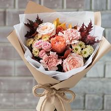 Букет цветов из:  Гвоздики, Хризантемы и Розы в Балашове