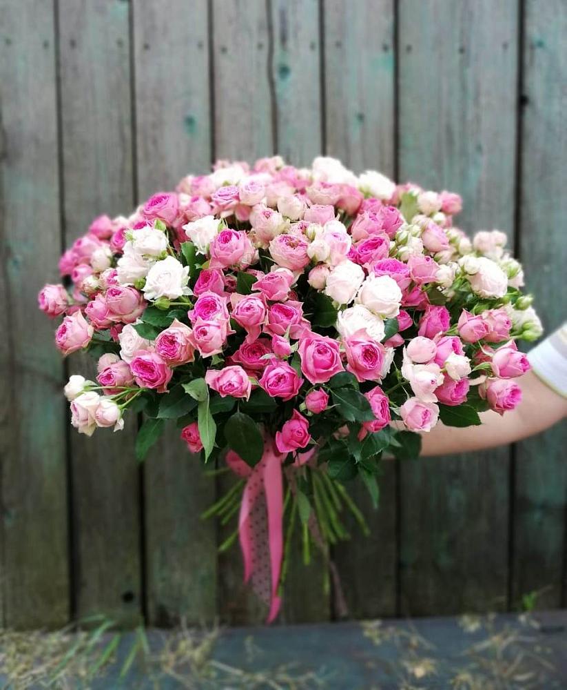 Букет Розовые кустовые розы Натали и Лав Лидия в Балашове