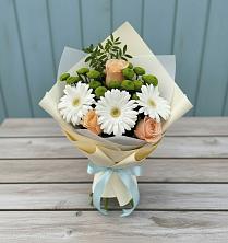 Букет цветов из:  Герберы, Розы и Хризантемы в Балашове