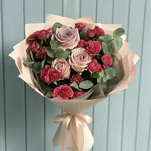 Букет цветов из:  Гвоздики и Розы в Балашове