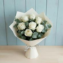 Букет Белые розы в Эвкалипте в Балашове