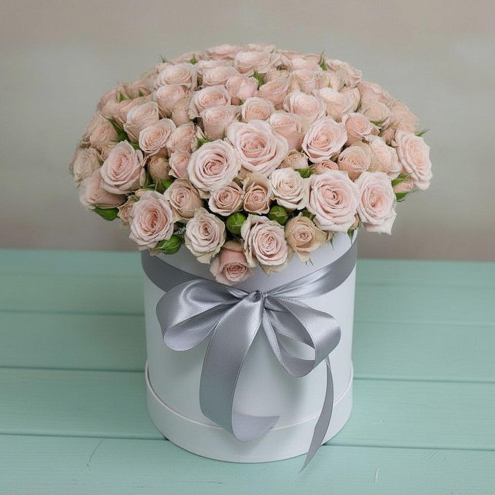 Цветочная композиция из Розы в шляпной коробке в Балашове