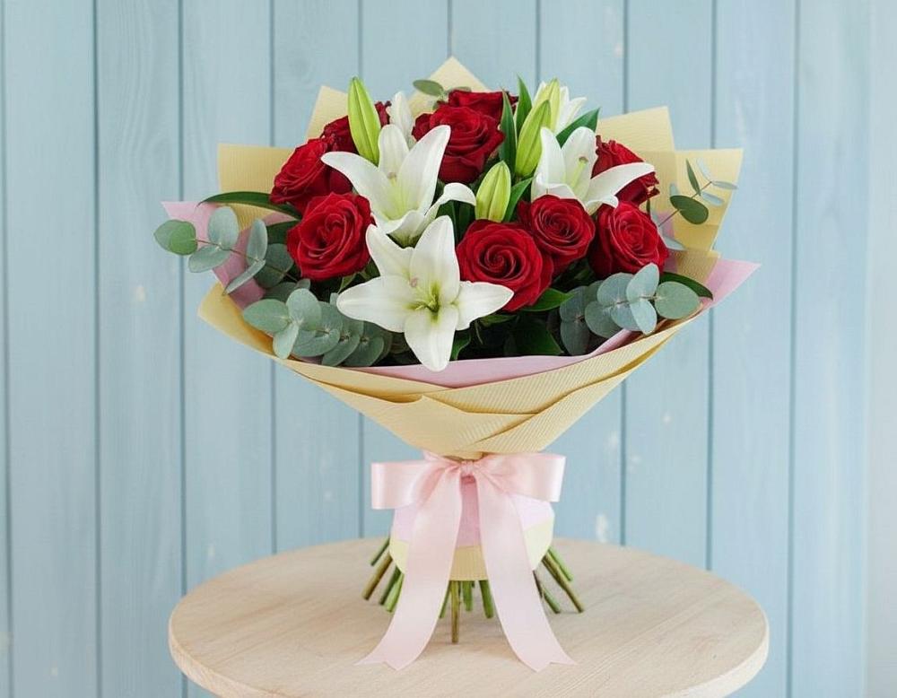 Букет цветов из: Лилии и Розы в Балашове